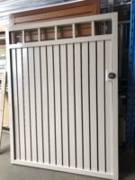 Vertical slats with pickets on top